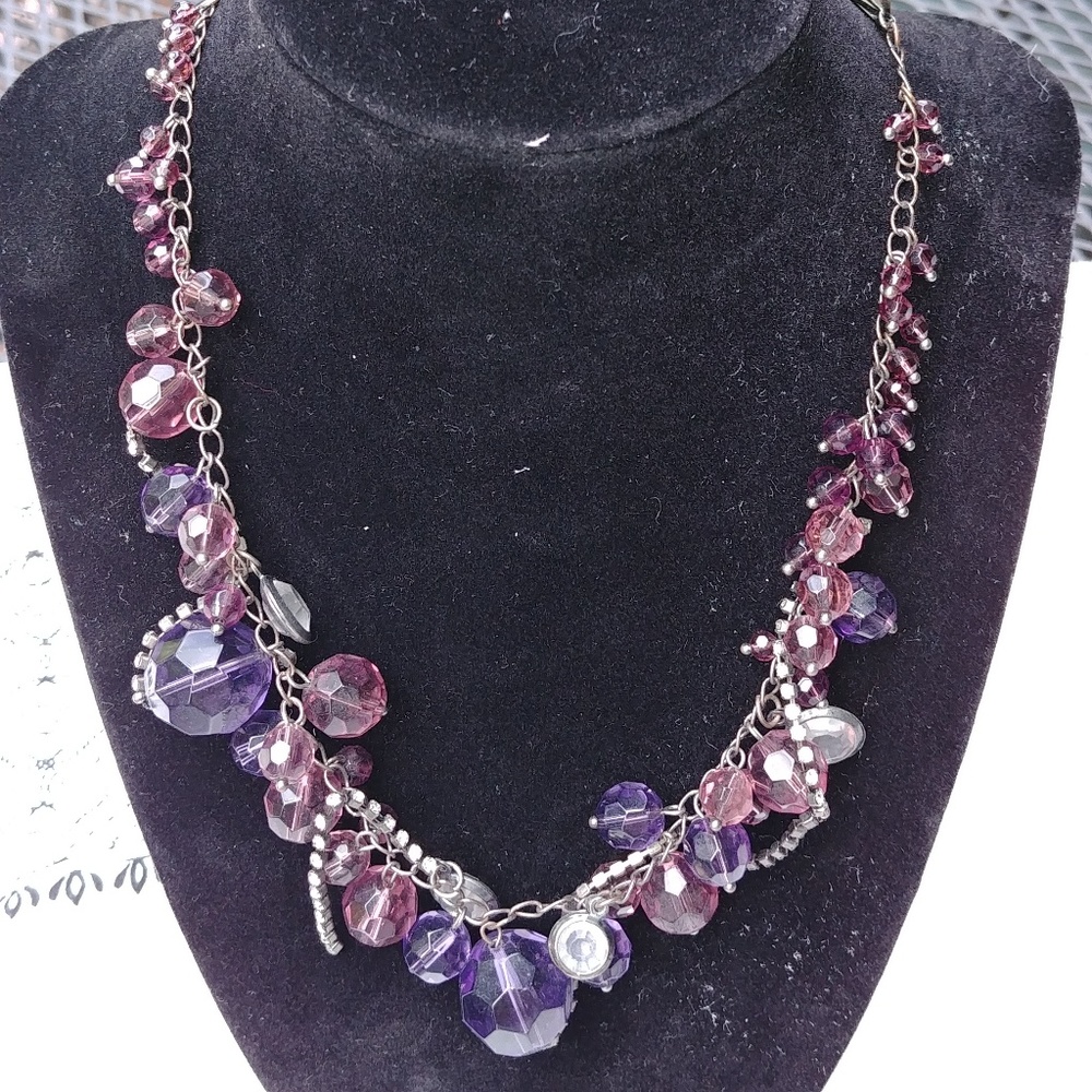 Purple pink beaded neclace